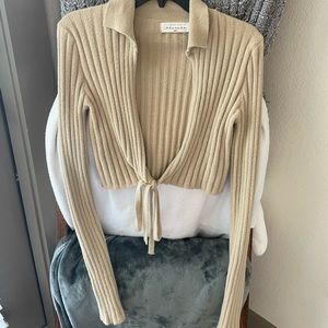 American Threads Sweater Crop-Top